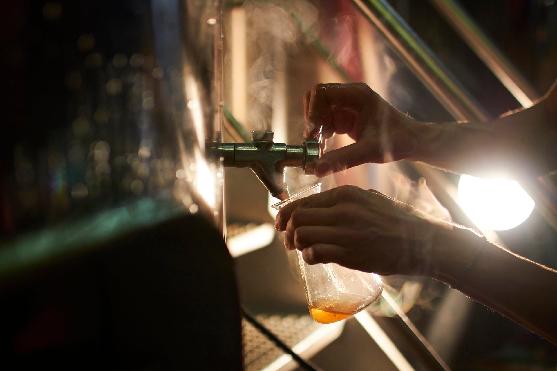 Bière artisanale vs bière industrielle : la vraie différence (et ce n'est pas que le goût)